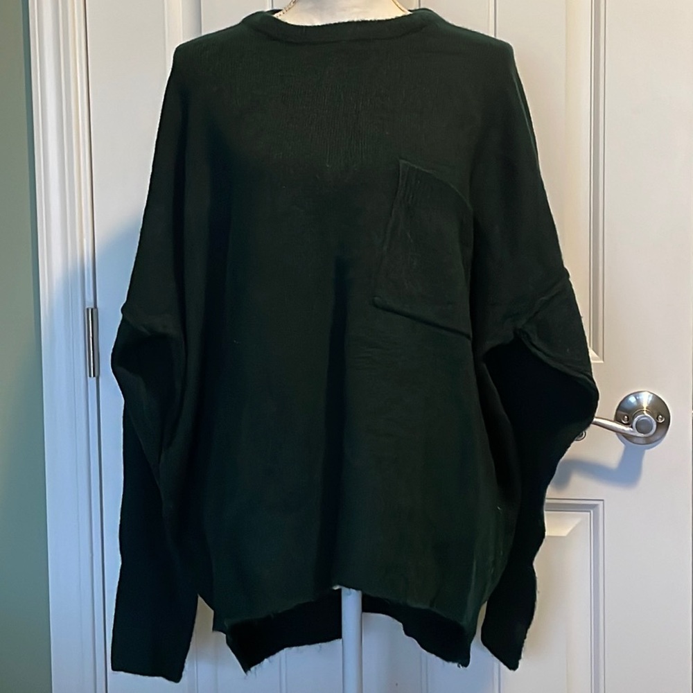 Oversized drapey hunter green sweater